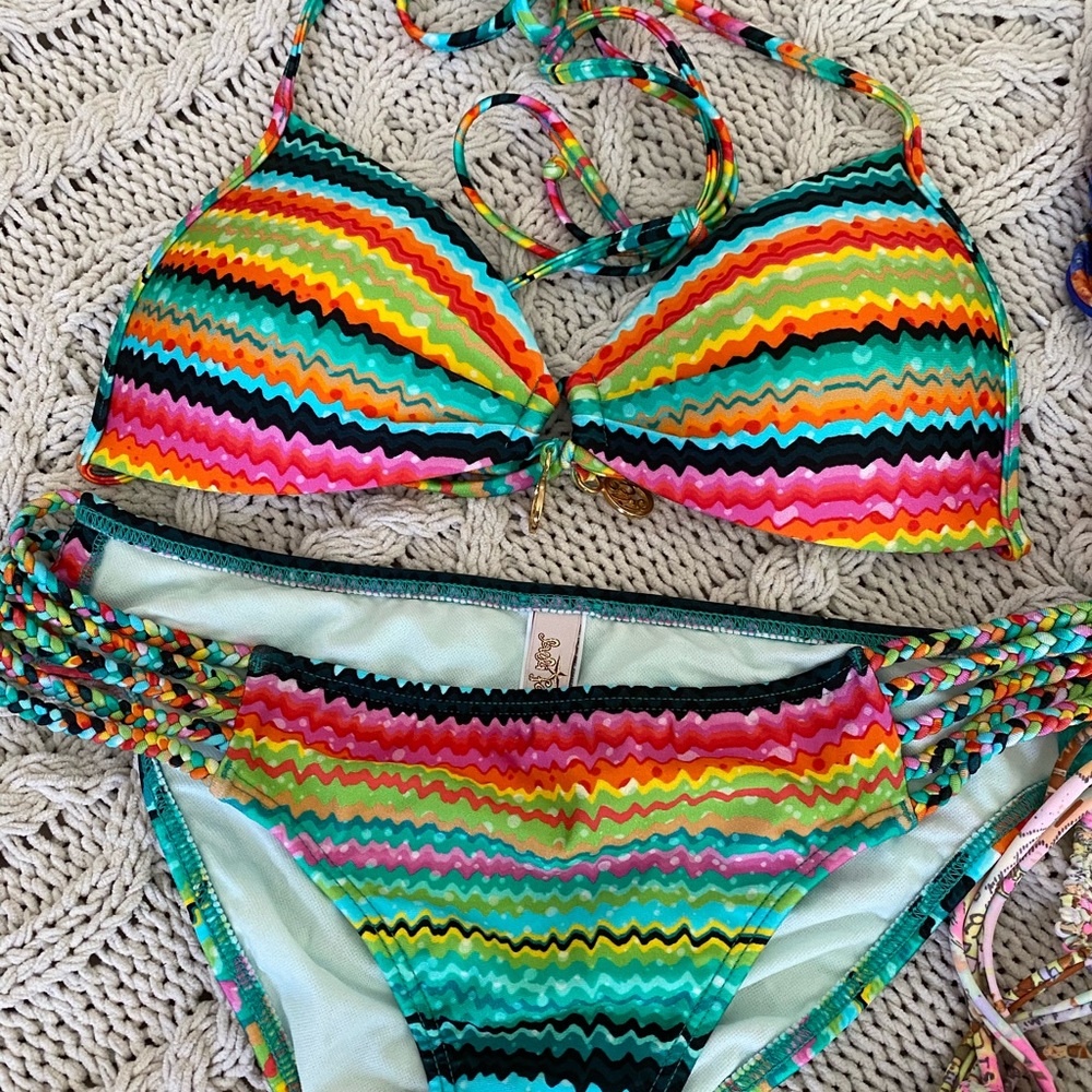 Luli Fama, Victoria’s Secret Swim - Picture 2 of 6